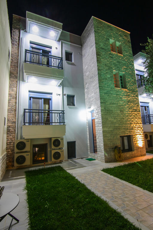 כריסי אמודיה Golden Blue Studios מראה חיצוני תמונה