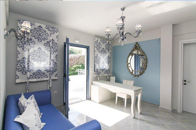 כריסי אמודיה Golden Blue Studios חדר תמונה